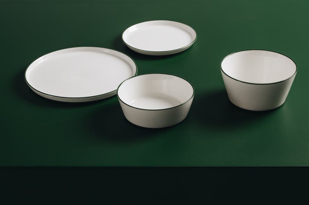 Kawakawa & Milk Roman Plate - Small