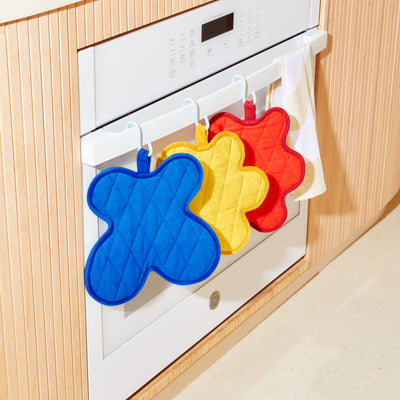 Serving Friends Pot Holder - Blue