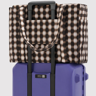 Cloud Carry-On Bags - Blurred Brown Gingham
