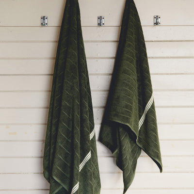 St Bathans Bath Towel - Moss