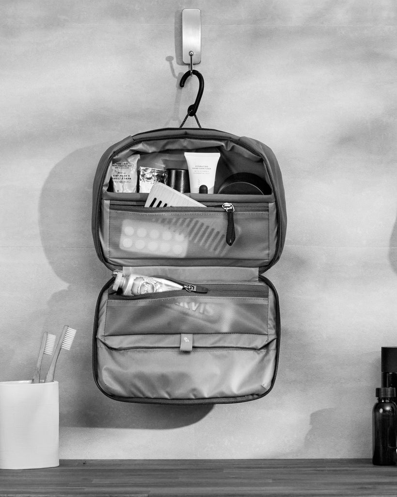 Hanging Toiletry Kit - Black