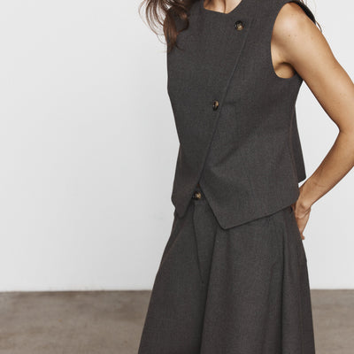 Jasmine Vest