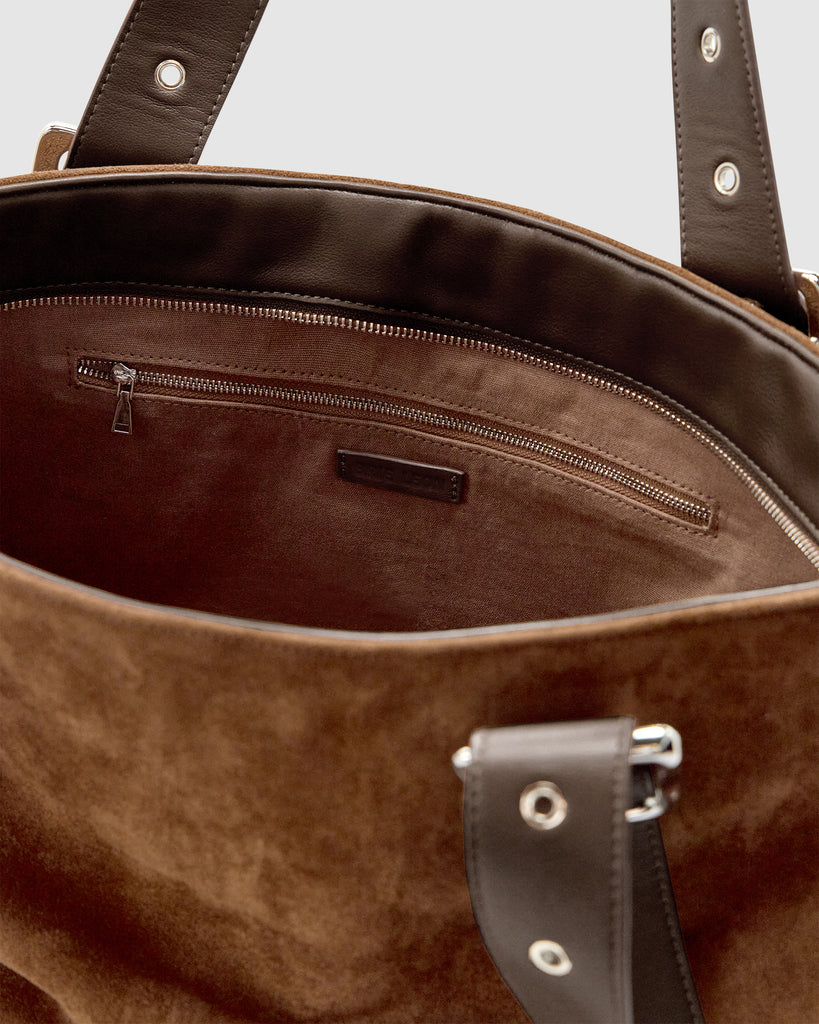 East-West Weekender - Chestnut