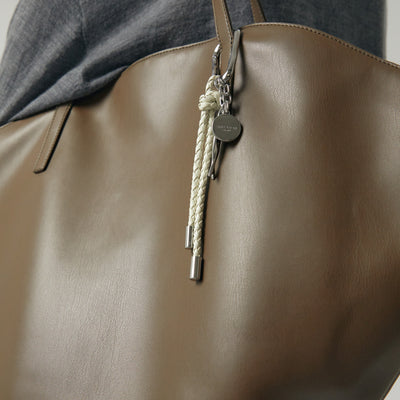 Scout Key Charm - Elderflower