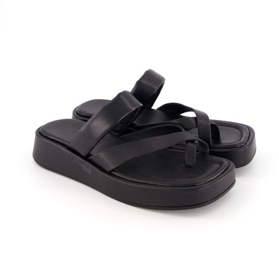 Joanie Sandal - Black