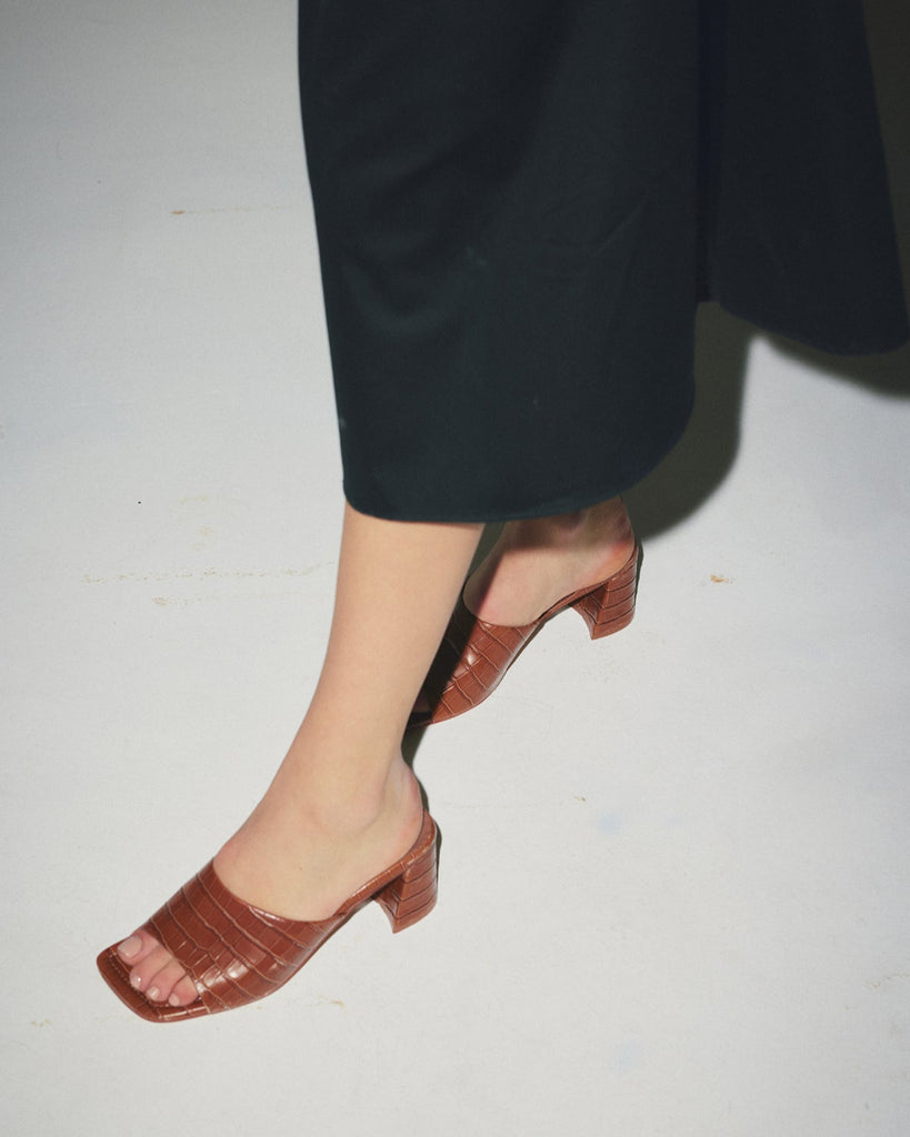 Lola Mule - Tan Croc