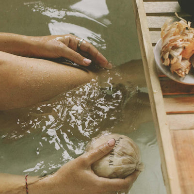 Japanese Cedar Bath Flakes - Sugi