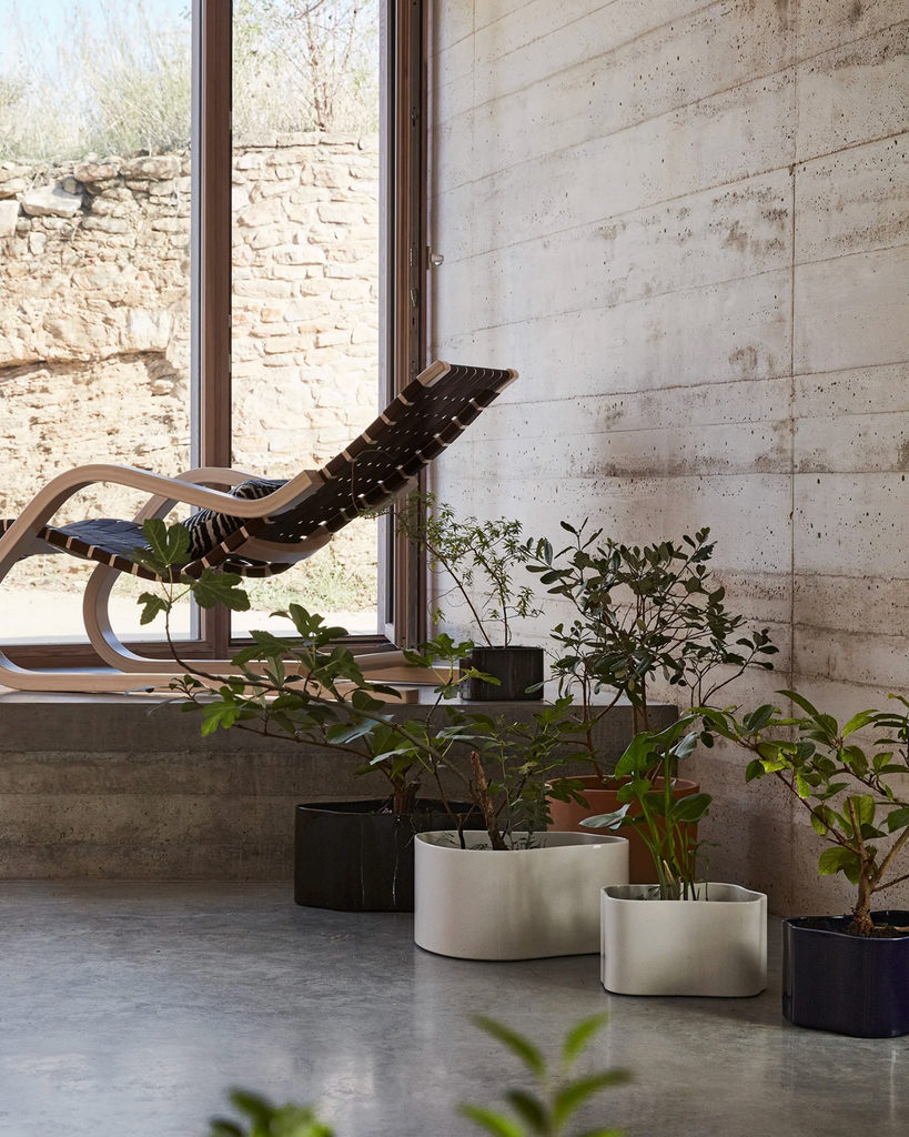 White Artek Riihitie Plant Pots A