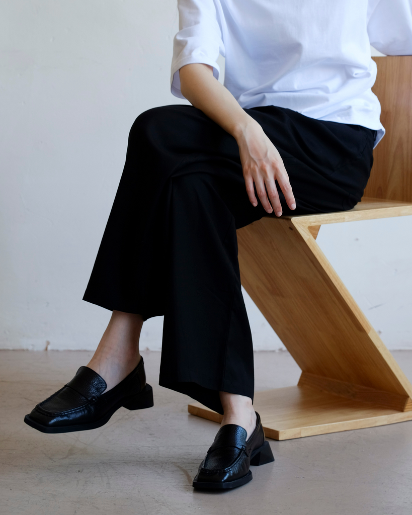 Chelsea Leather Loafer - Black