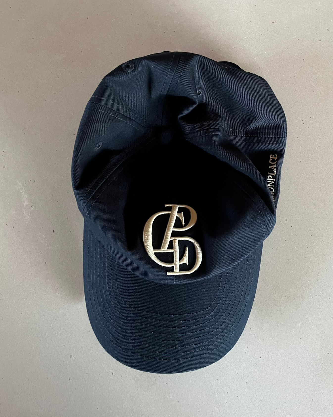 Translation missing: en.sections.featured_product.gallery_thumbnail_alt