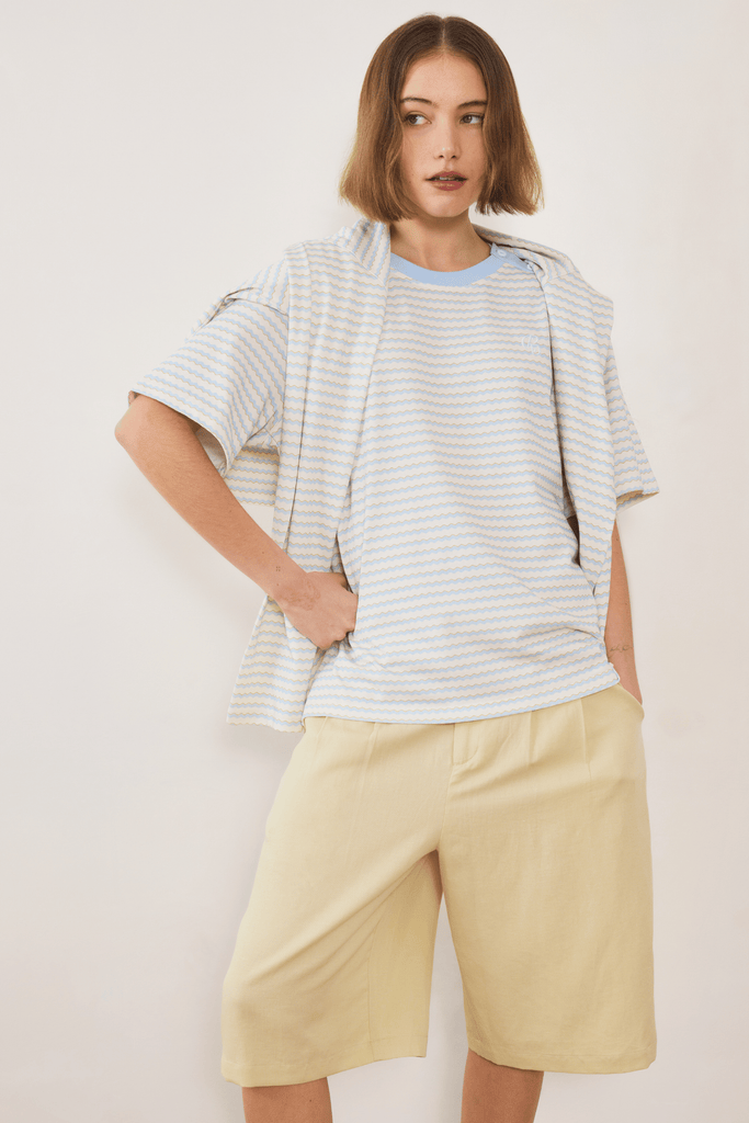 Wave Tee