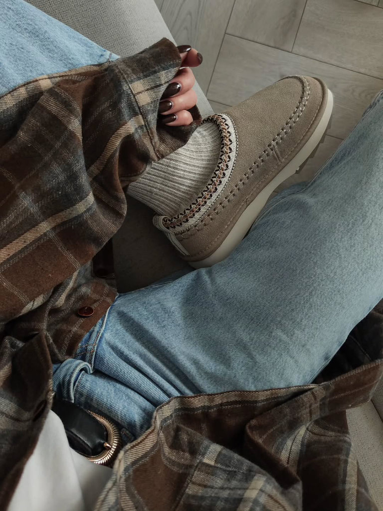 Sharky Adventure Scuff - Sand