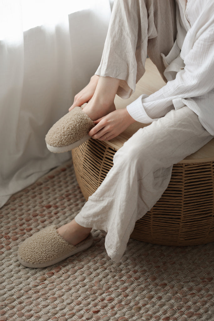 Starley Slippers - Macadamia