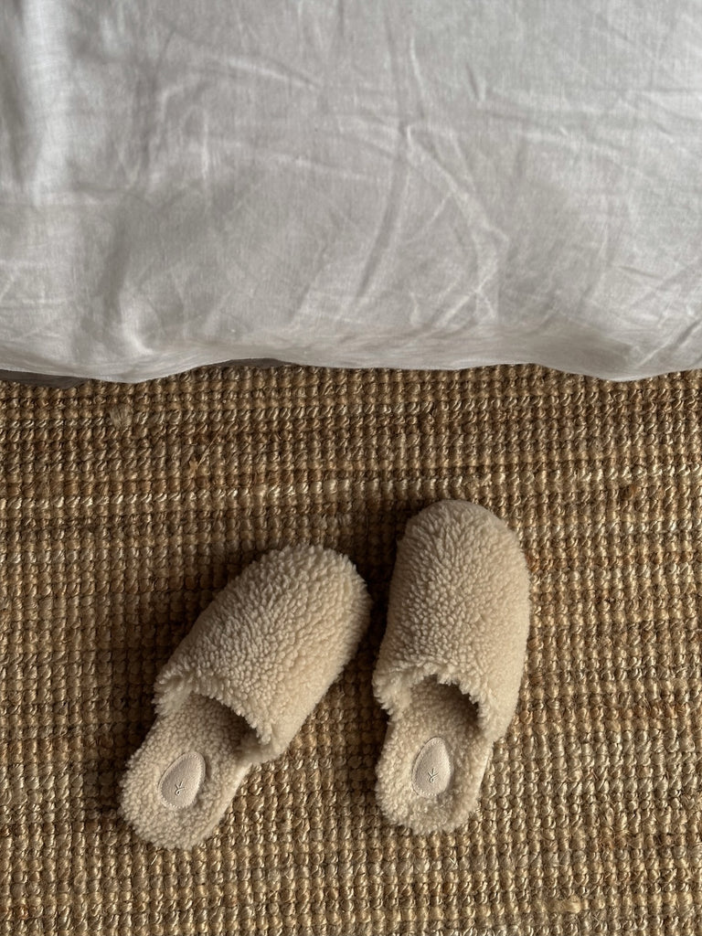 Starley Slippers - Macadamia