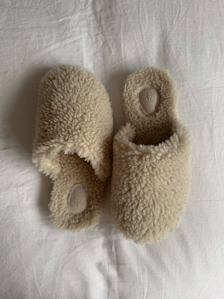 Starley Slippers - Macadamia