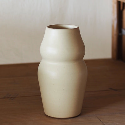 Anca Vase - Butter