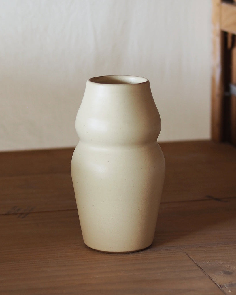 Anca Vase - Butter