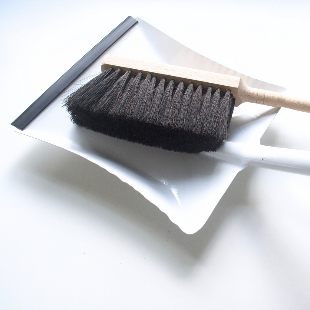 White Dustpan