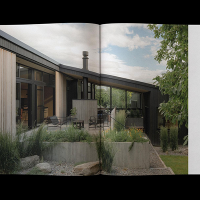 Here Magazine - Issue 32