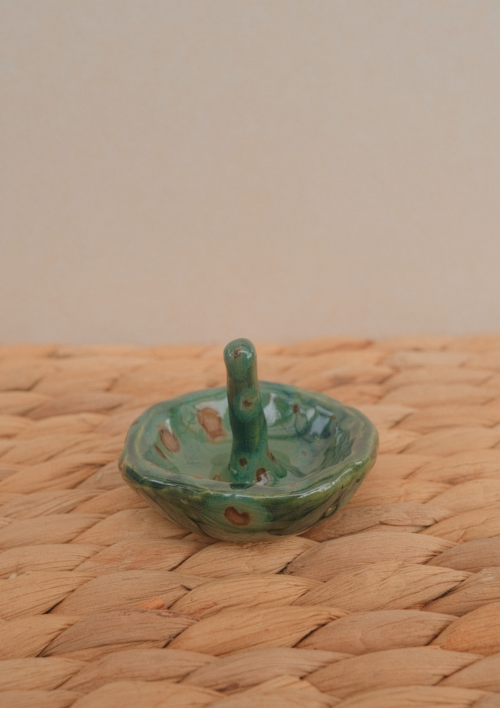 Stemmed Ring Dishes