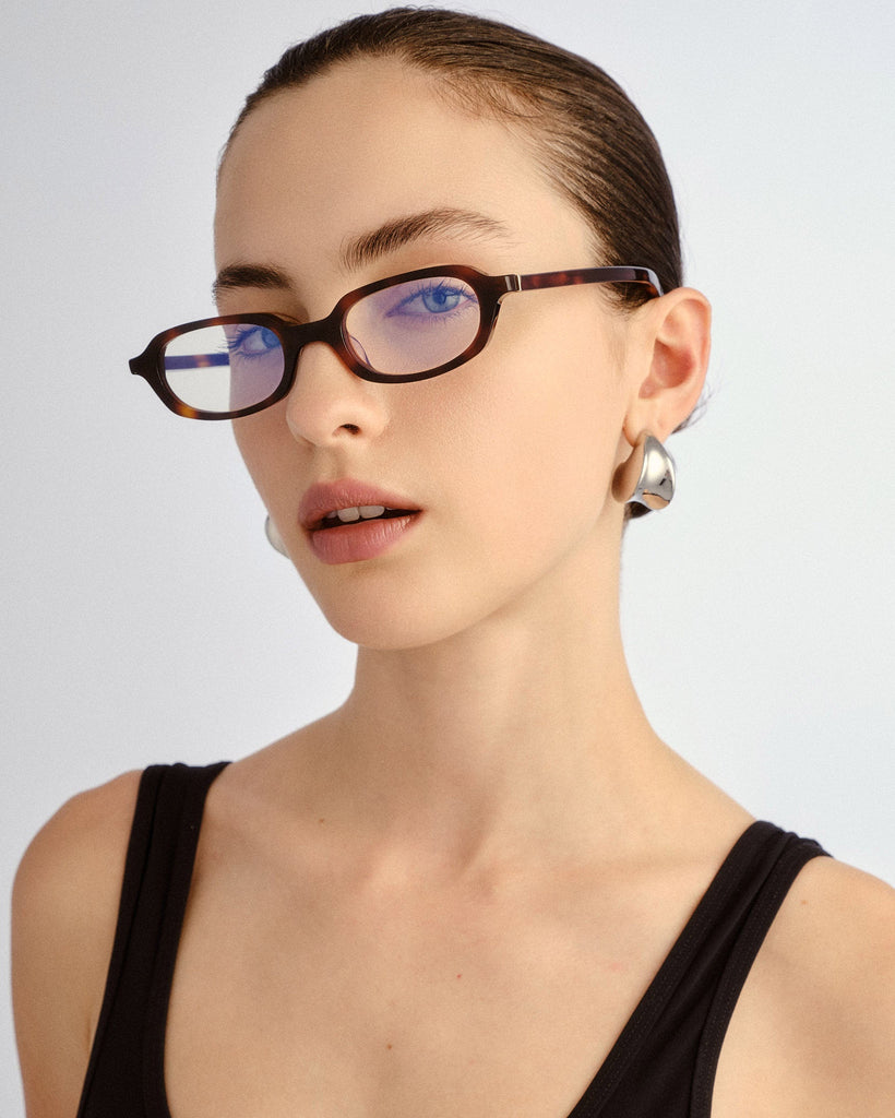 The Mimi Blue Light - Classic Tort