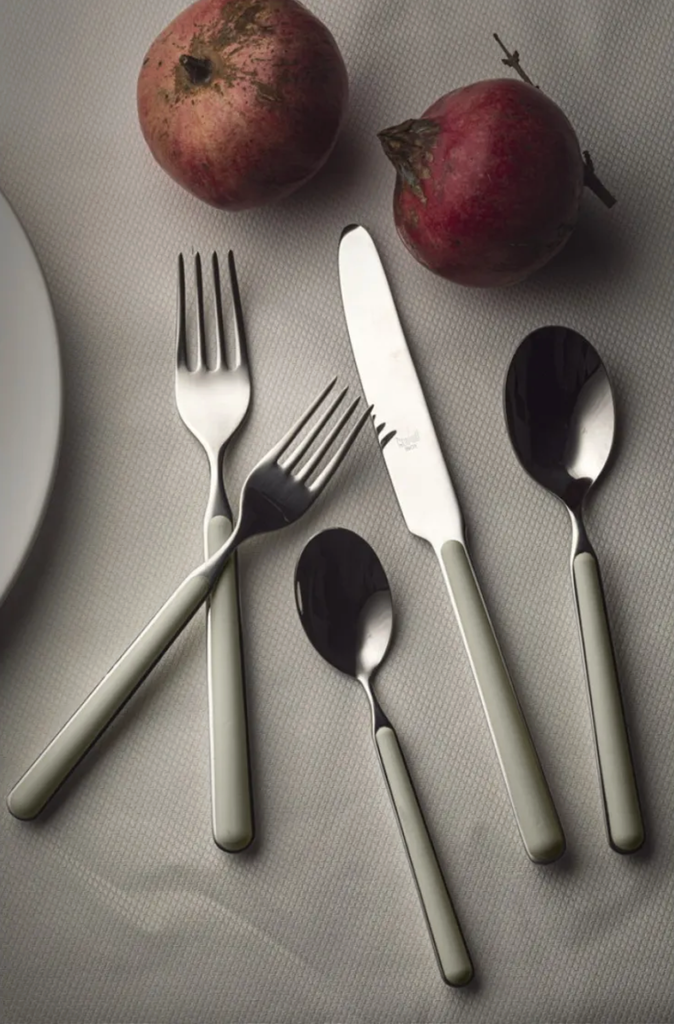 Fantasia Cutlery Set - Turtle Dove