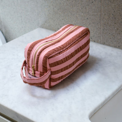 Sundae Seersucker Dopp Kit