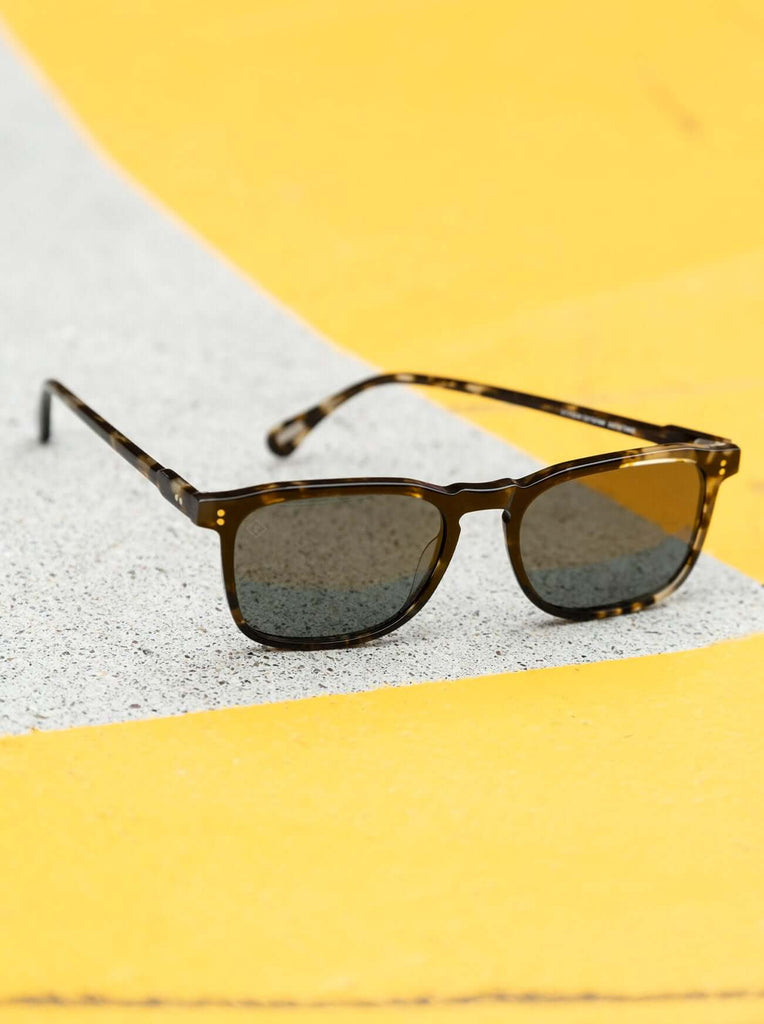 Wiley - Brindle Tort / Green Polarized