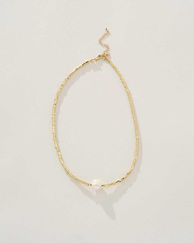 Elaris Pearl Necklace