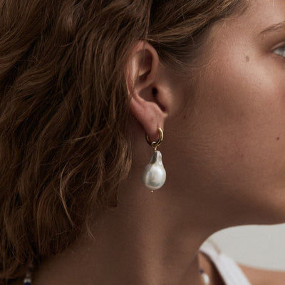 Oviedo Pearl Earrings