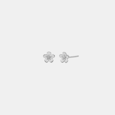 Daisy Day Studs