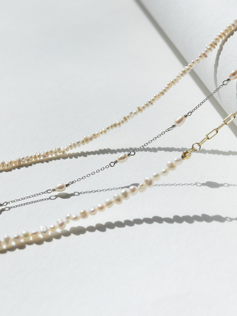 Micro Pearl Necklace