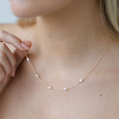 Pop of Pearls Necklace