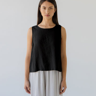 Silky Shell Buttons Top - Black