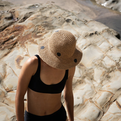 So Relaxed Spots Hat