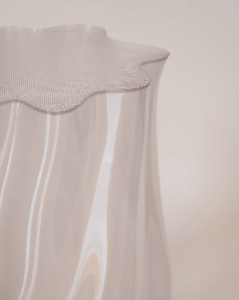 Lulu Stool - Translucent Clear