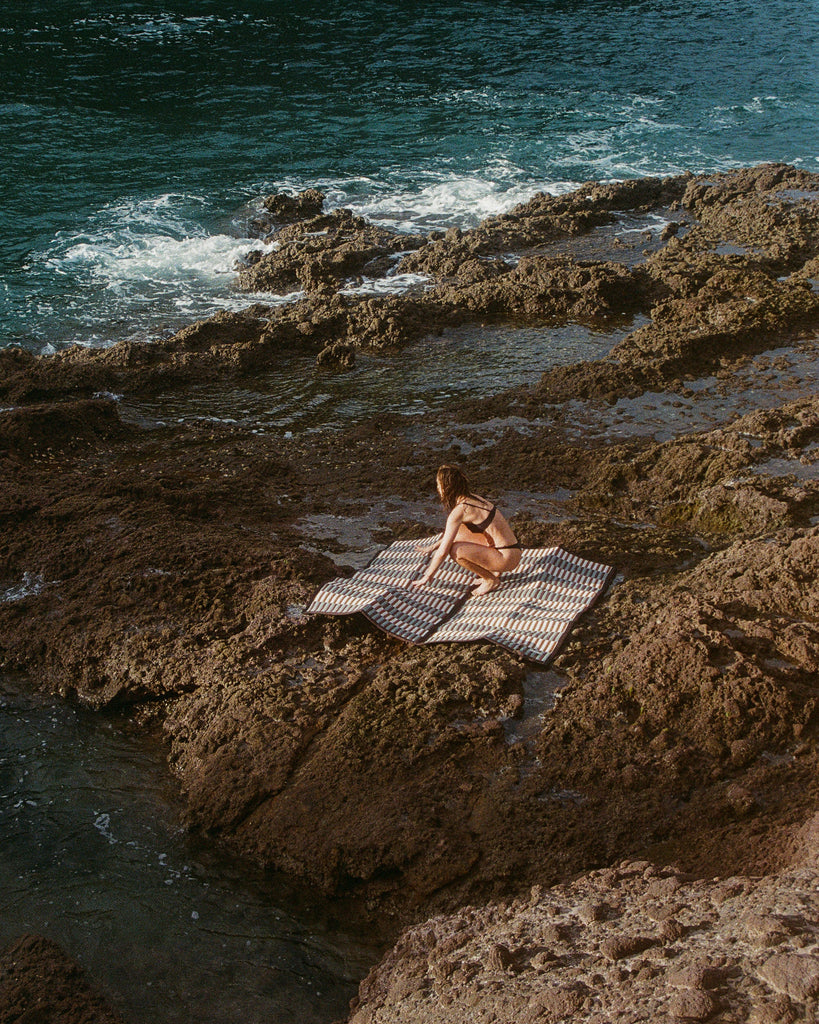 Woven Outdoor Mat - Tsuki