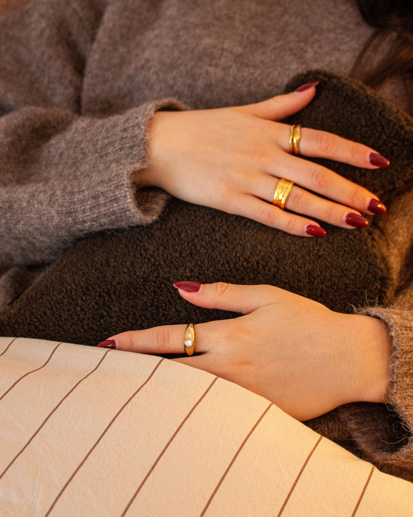 Ada Moonstone Ring