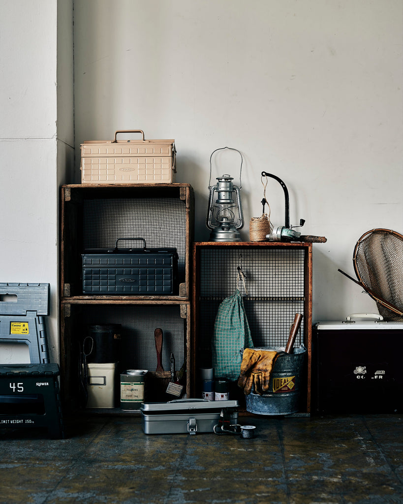 Cantilever Toolbox - Beige