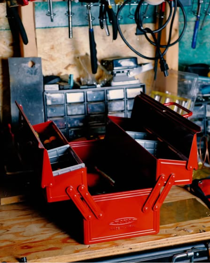 Cantilever Toolbox - Red