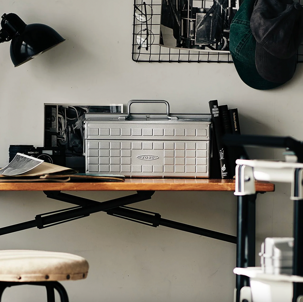 Cantilever Toolbox - Silver