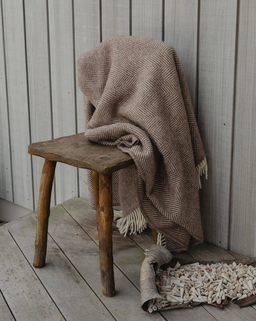 NZ Wool Throw - Magnus Cocoa