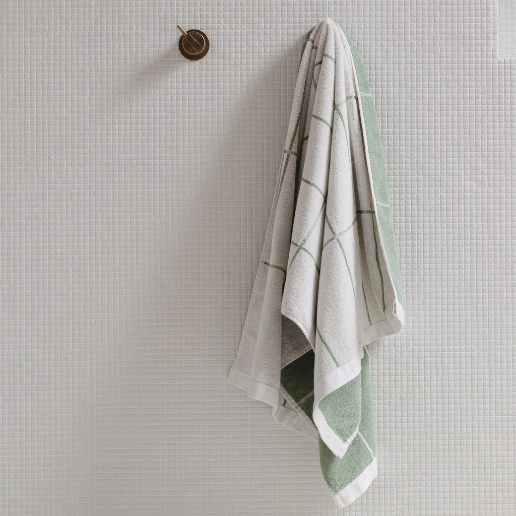 Paper Plane - Baina - Organic Cotton Bath Towel - Bethell - Mount Maunganui Stockist